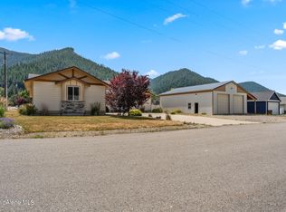 519 E Walnut Ave, Osburn, ID 83849