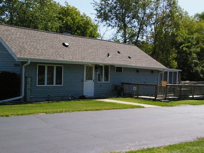 23541 W Beach Grove Rd, Antioch, IL, 60002
