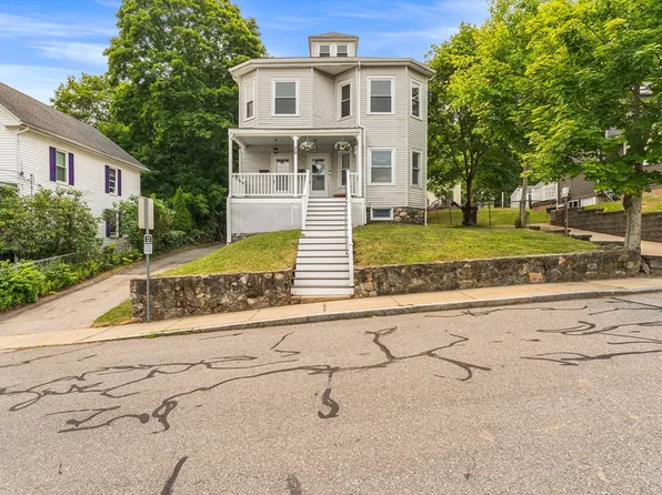39 Orchard St, Marlborough, MA 01752
