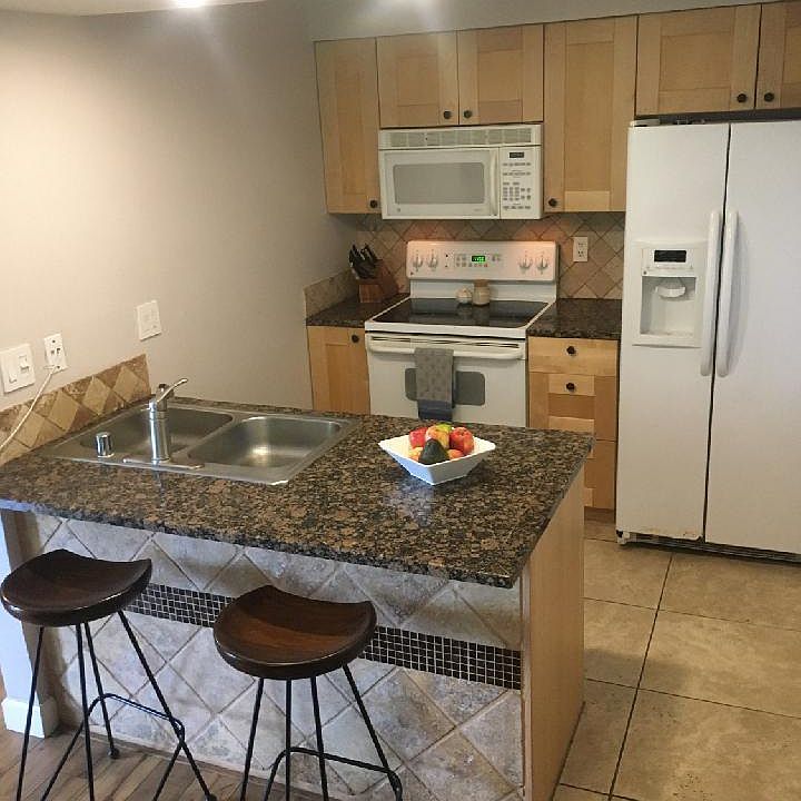 1st image of 644 E Solana Cir