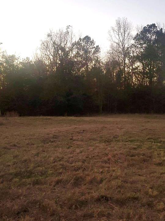 1st image of 176 Lee Road 940