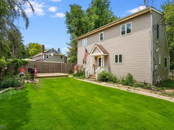 13 Brook St, Jefferson Twp., NJ 07849