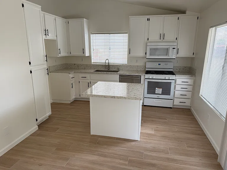 1768 W Avenue H4 — Photo 15