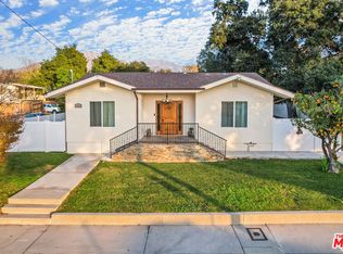 10742 Nassau Ave, Sunland, CA 91040