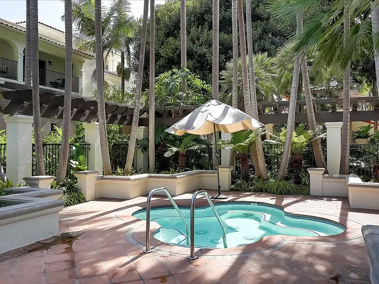 438 Por La Mar Cir — Photo 35