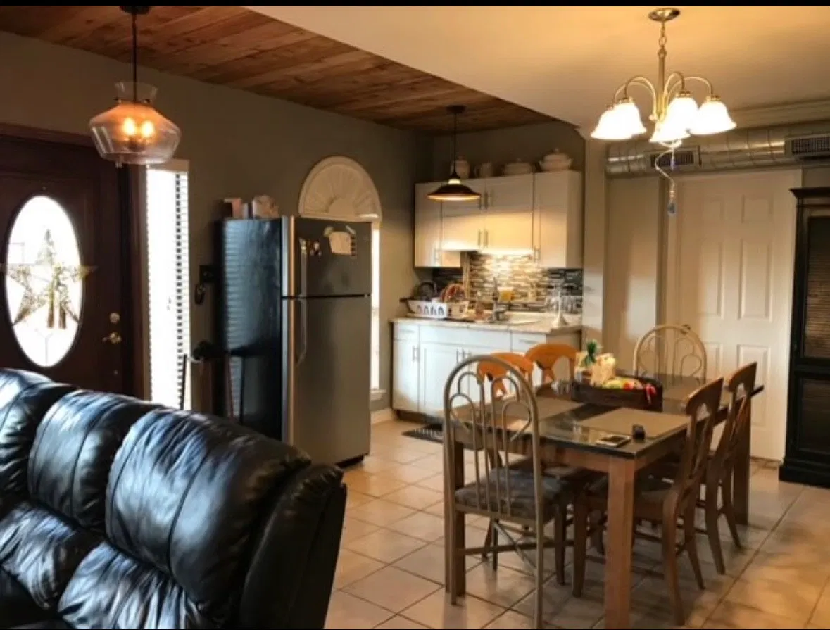 1 bed, 1450 sqft, $650 — Photo 2