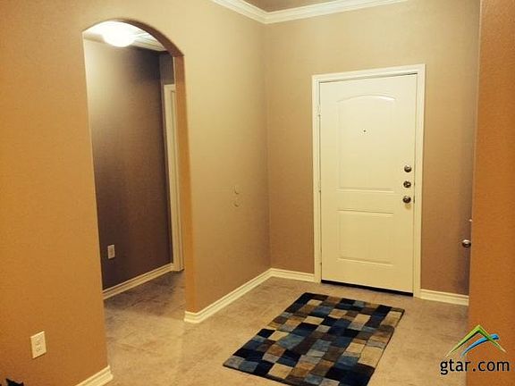 5th image of 4031 Stonebridge Dr