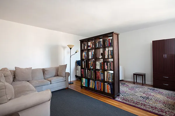 Sold by Stribling | media 1