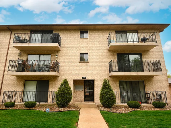9800 Sayre Ave APT 1C, Chicago Ridge, IL 60415