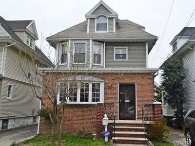 3224 Murray Ln, Flushing, NY, 11354