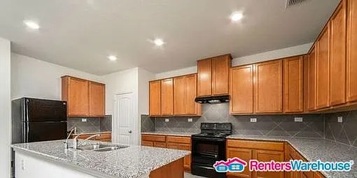 New Construction-Over 3400sqft Available Immediately Under $0.50/Sqft — Photo 2