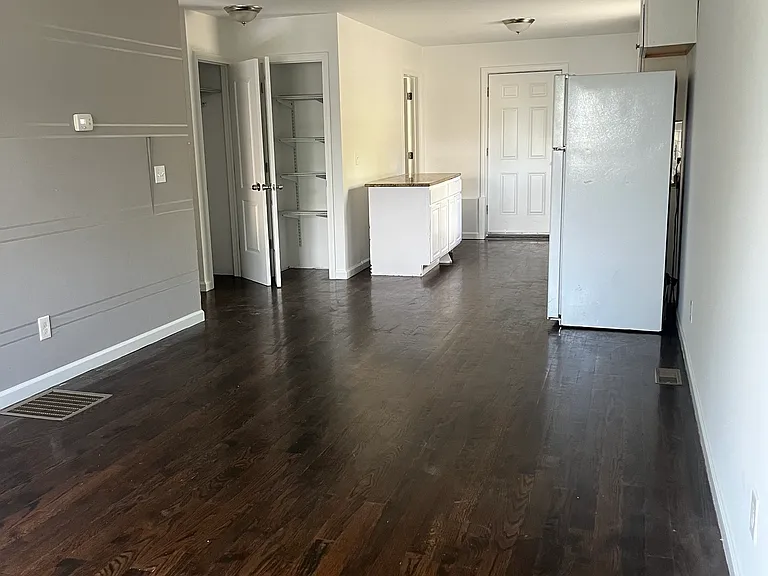 17 Dayton Rd — Photo 3