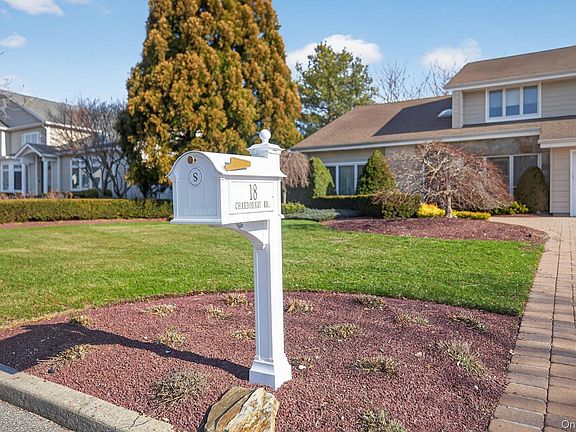 3rd image of 18 Chardonnay Road