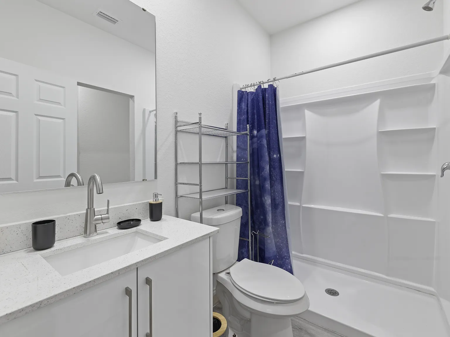 1911 Lorna Avenue - 1 — Photo 3
