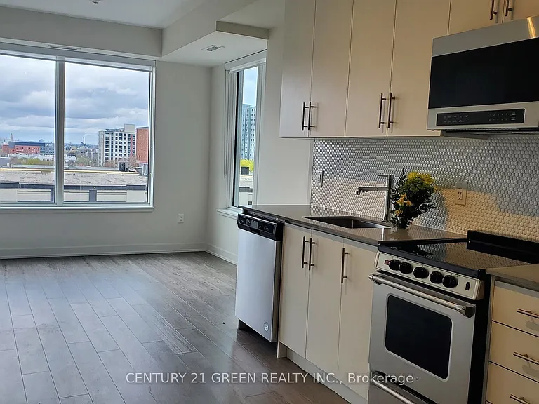 212 King William St #720 — Photo 7