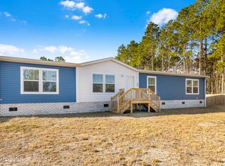 288 Folkstone Rd, Holly Ridge, NC 28445