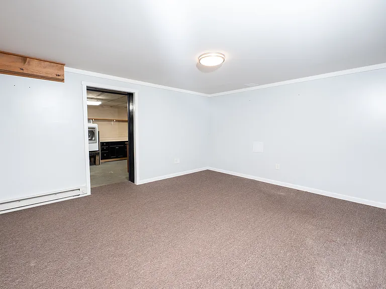 1330 Logan St — Photo 21