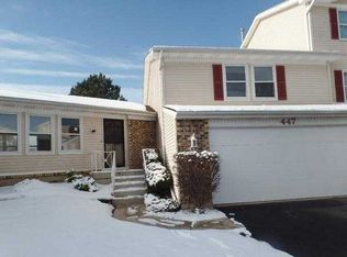 447 Sullivan Cir, Bolingbrook, IL 60440