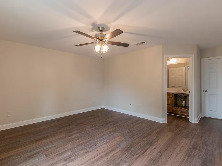 104 Patriot Cir — Photo 14