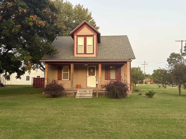 320 S Union St, Stafford, KS 67578