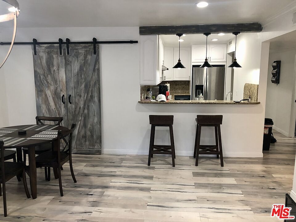1st image of 5454 Zelzah Ave APT 104