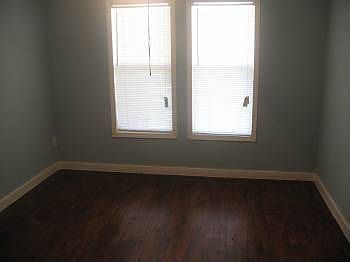 4th image of 534 Humboldt St