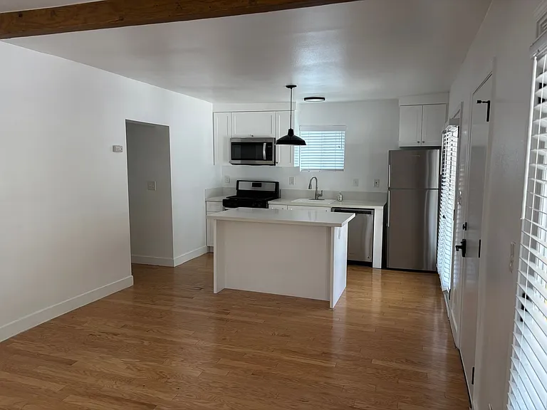 3232 Verdugo Rd — Photo 5