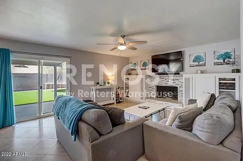 4145 W Danbury Dr Photo 1