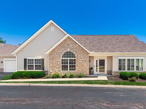 3rd image of 4876 Ashleigh Dr