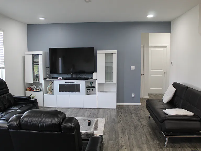 2068 Quail West Dr — Photo 4