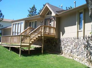 1610 Elm St, Bellevue, NE 68005