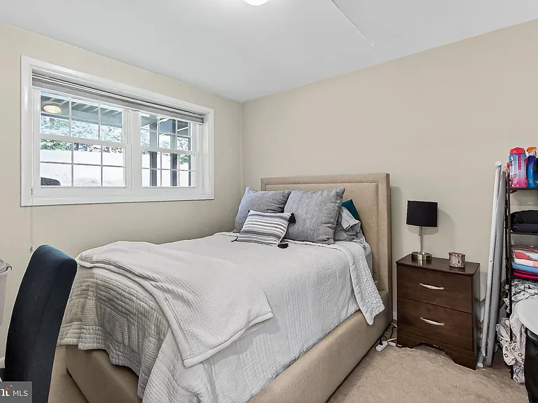 2711 S Walter Reed Dr #A — Photo 22