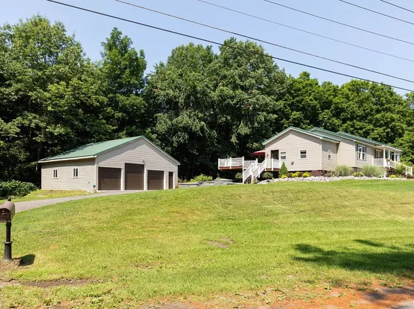 329 Winks Rd, Fulton, NY 13069