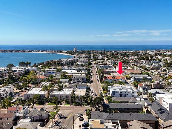 3rd image of 1418 Pacific Beach Dr