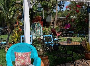 10050 SW 48th St, Miami, FL 33165