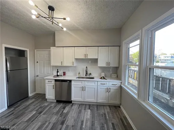 9516 Baltic Rd APT 1, Cleveland, OH 44102