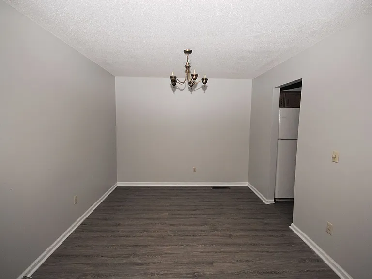 620 Oak Park Blvd #204 — Photo 29
