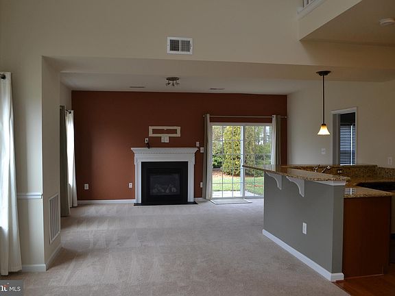 3rd image of 29281 Superior Cir