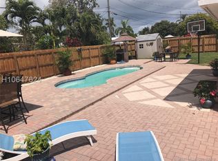 3253 Buchanan St, Hollywood, FL 33021