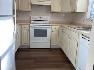 144 Douglas Rd W APT F, Oldsmar, FL 34677