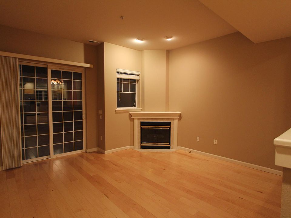 1st image of 2020 132nd Ave SE APT 210