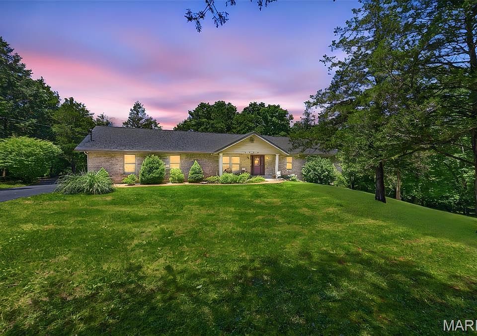 1st image of 3939 Burgio Ln