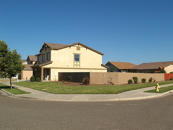 5th image of 3725 Skeena Ave