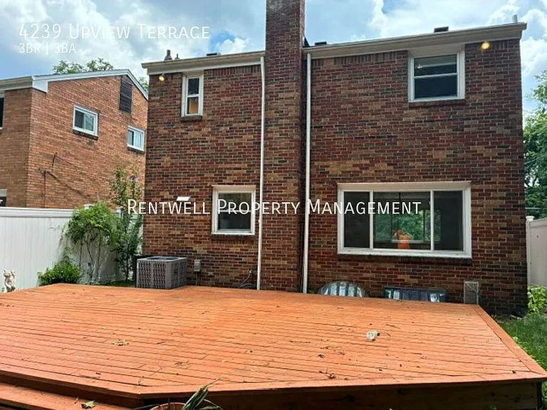 4239 Upview Ter — Photo 4
