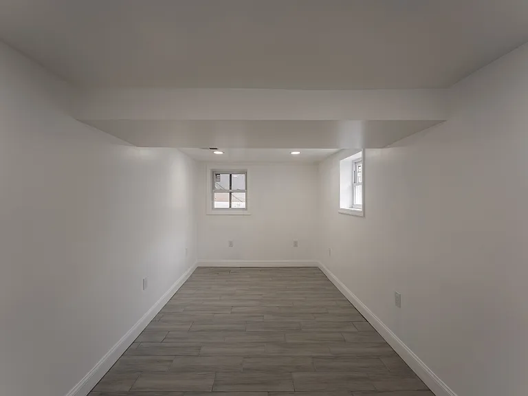 152 Washington St #1 — Photo 7