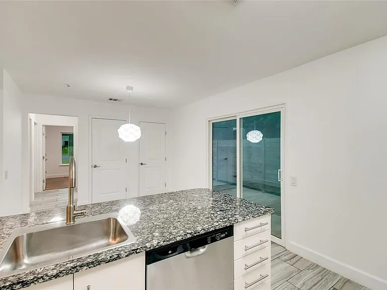 4813 Blueberry Trl — Photo 9