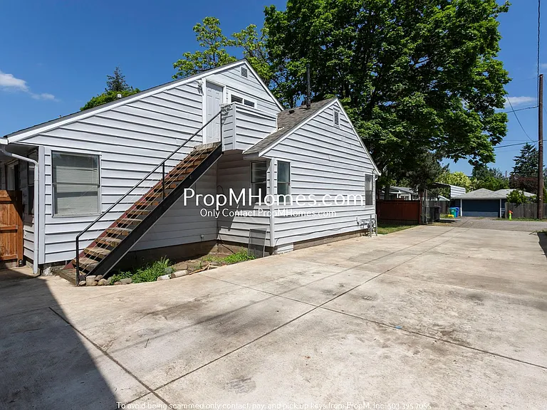 7307 SE 76th Ave #B — Photo 3