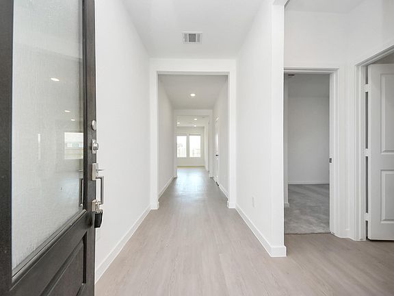 4th image of 10650 Ellerston Rd