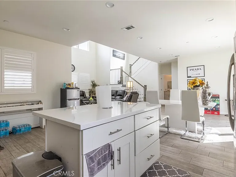 12751 Hazel Ave — Photo 10