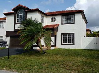 20068 NW 85th Ave, Hialeah, FL 33015